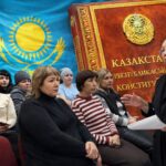 Поправки в Конституции обсудили работники автовокзала Петропавловска