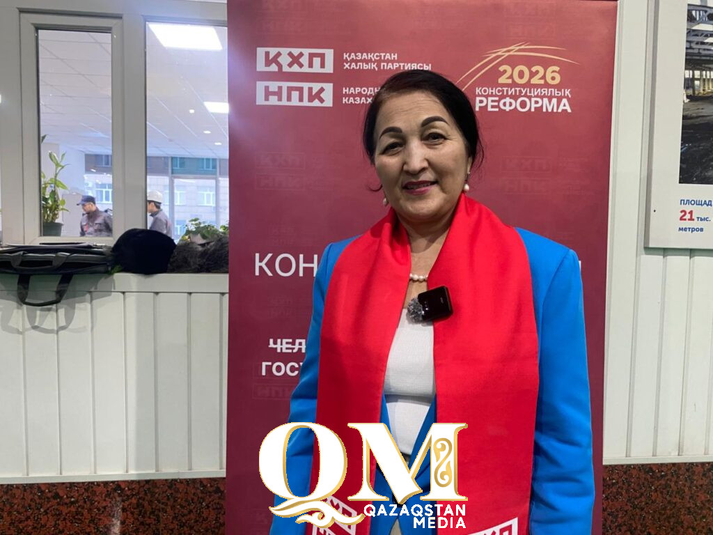 Без трибун и галстуков: новую Конституцию обсудили на заводе в Петропавловске