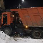 Ущерб 300 тысяч и штраф заплатил пенсионер, протаранивший на КамАЗе дом в Петропавловске