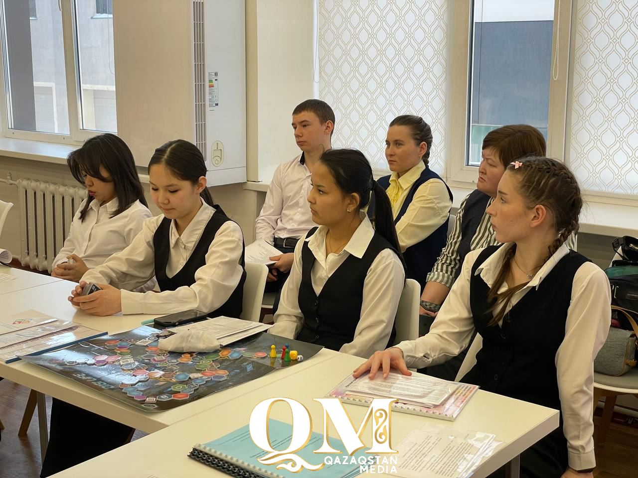 Новые методы работы с эмоциями представили юные психологи в Петропавловске