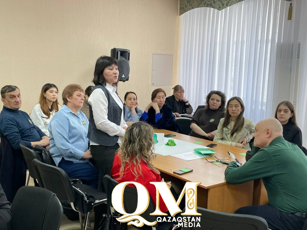 Молодежь и эксперты вместе искали выход из трудных ситуаций подростков Петропавловска