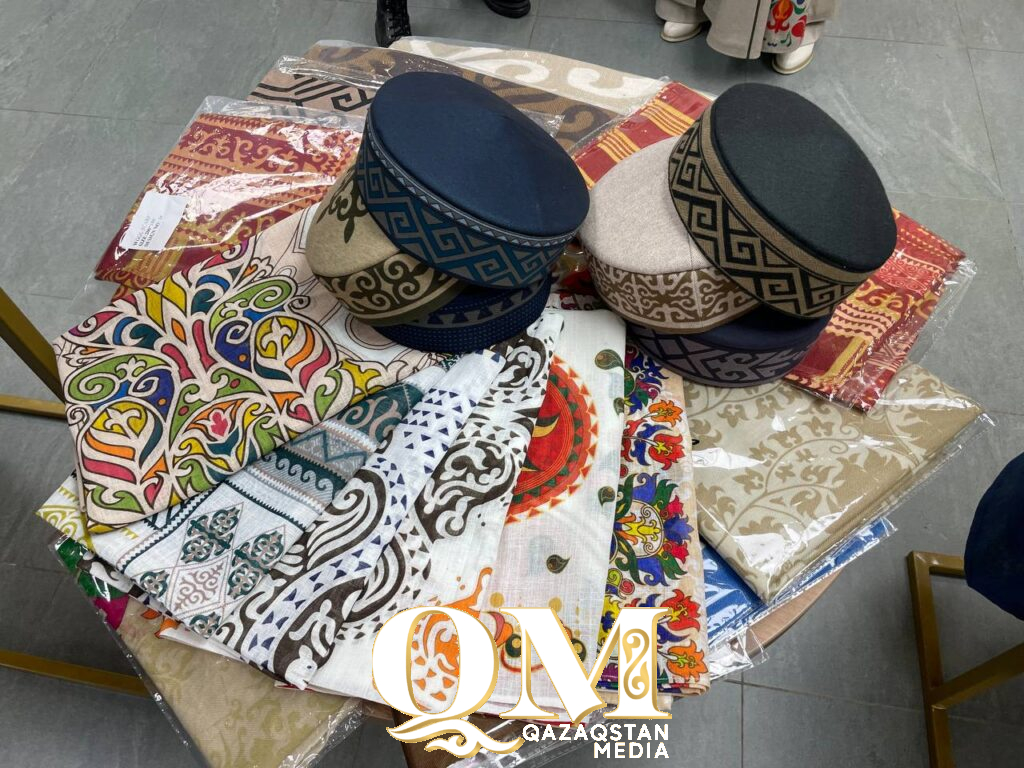 Магия степного наряда: секреты казахского женского костюма раскрыли в Петропавловске