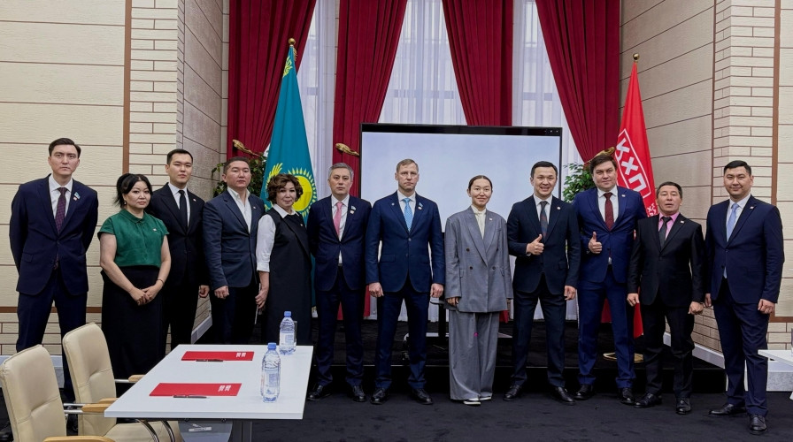 В центральном офисе НПК состоялись дебаты по проекту новой Конституции