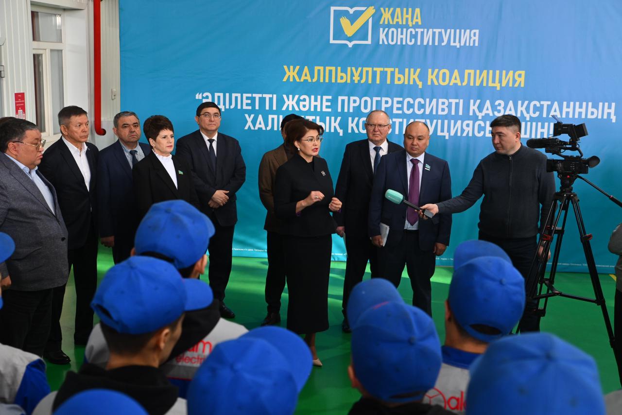 Члены общенациональной коалиции встретились с коллективом ТОО «Петропавловский электротехнический завод»