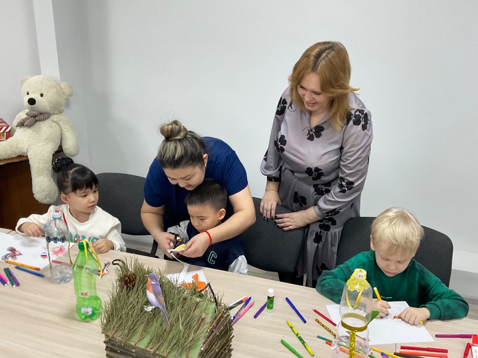 Мастер-класс «Trash Art Fest - превращаем мусор в искусство» прошел в Петропавловске