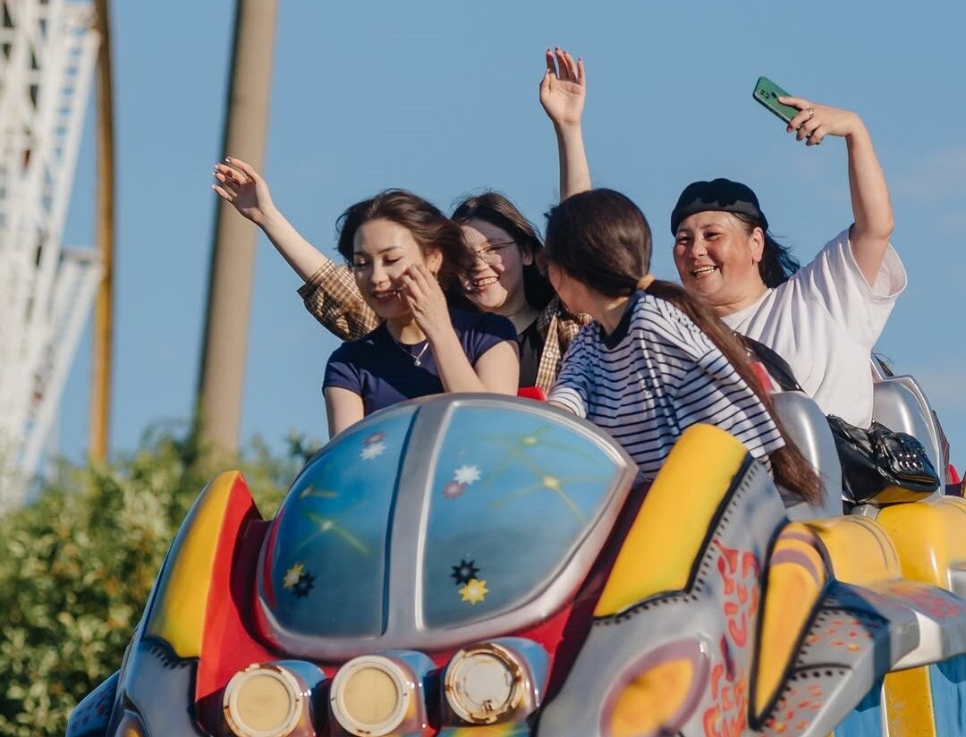 Аттракционы в центральном парке Петропавловска готовы к сезону