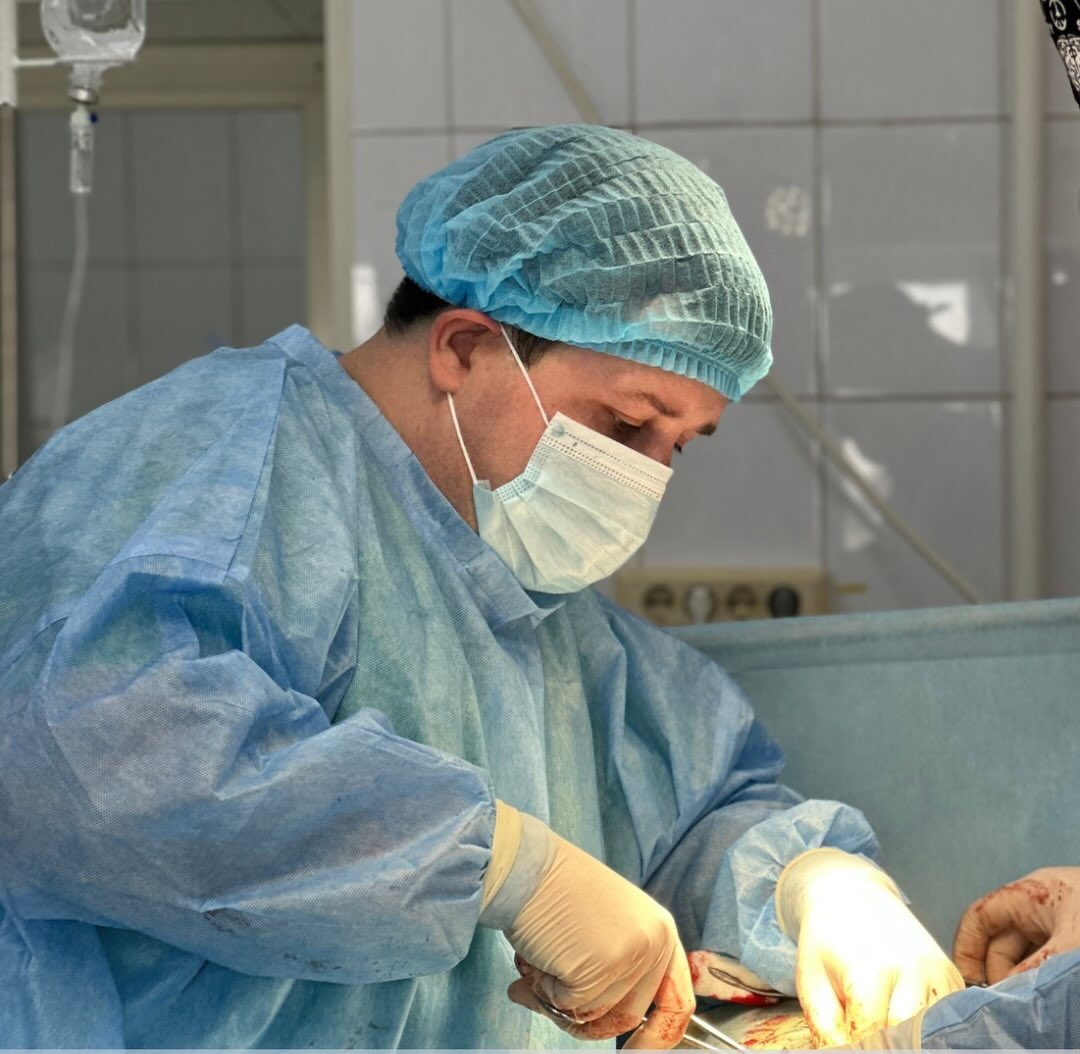 Гүл орнына ота: петропавлдық дәрігерлер 41 жастағы әйелді құтқарып қалды