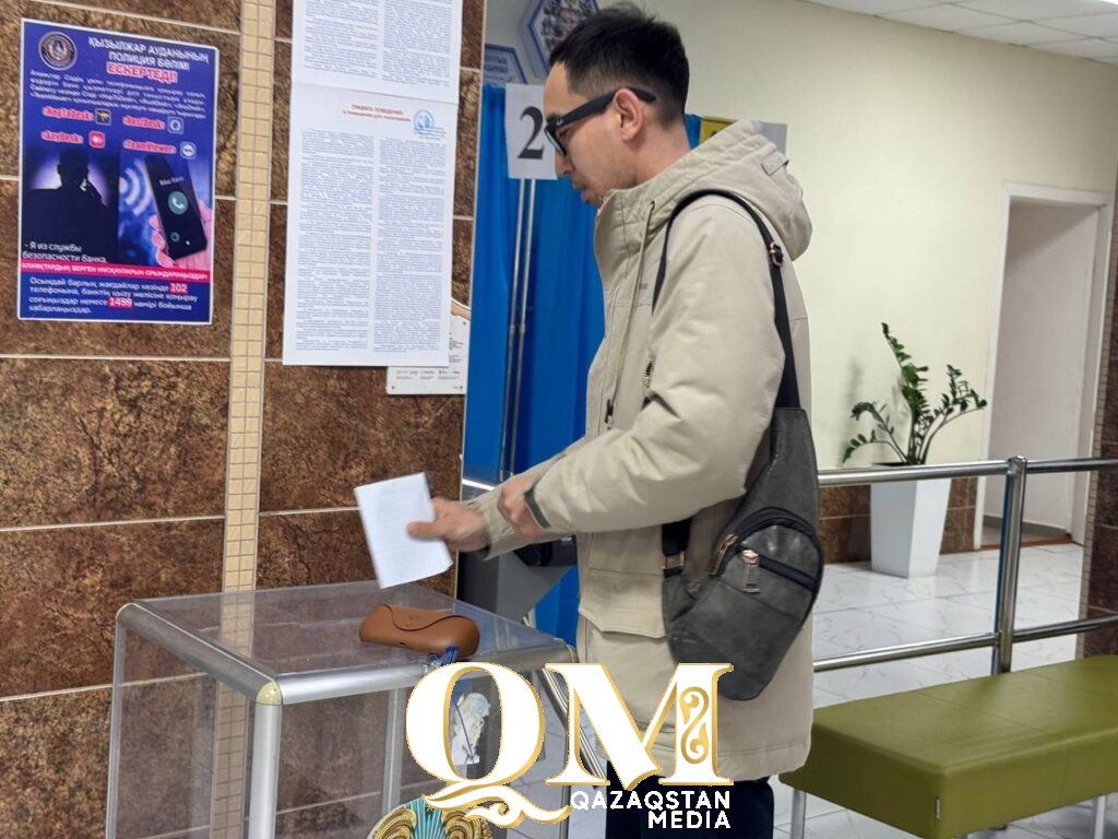 Ветеран Искендир Илеюсизов принял участие в референдуме в Петропавловске