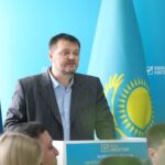 Изучить проект новой Конституции призвал молодежь мастер боевых искусств из Петропавловска