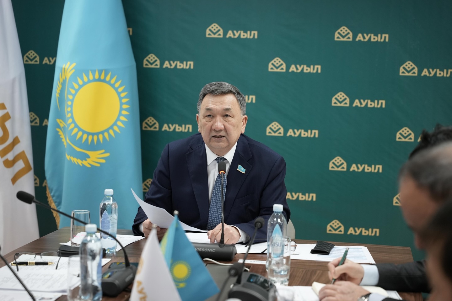 Партия «Ауыл» поддержала итоги референдума по новой Конституции