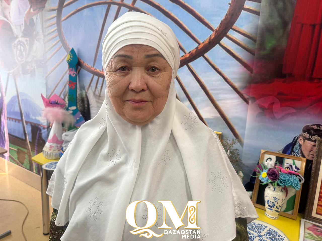 Петропавлда ақ жаулықты әжелер қыздарға шеберлік сабағын өткізді