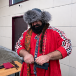 Силач Сергей Цырульников проверил на прочность батыров Есильского района СКО