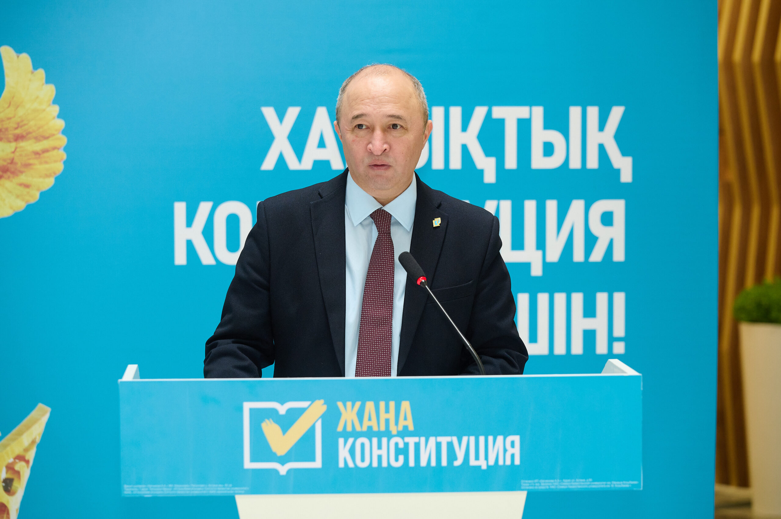 «Главный ресурс — человек»: конституционные реформы обсудили с молодежью в Kozybayev University