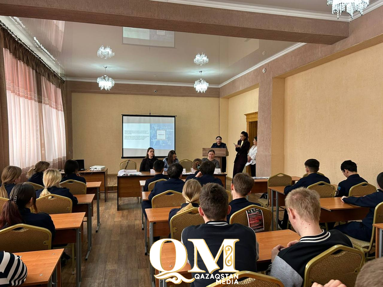 Как не стать жертвой мошенников и беречь здоровье, рассказали молодежи Петропавловска