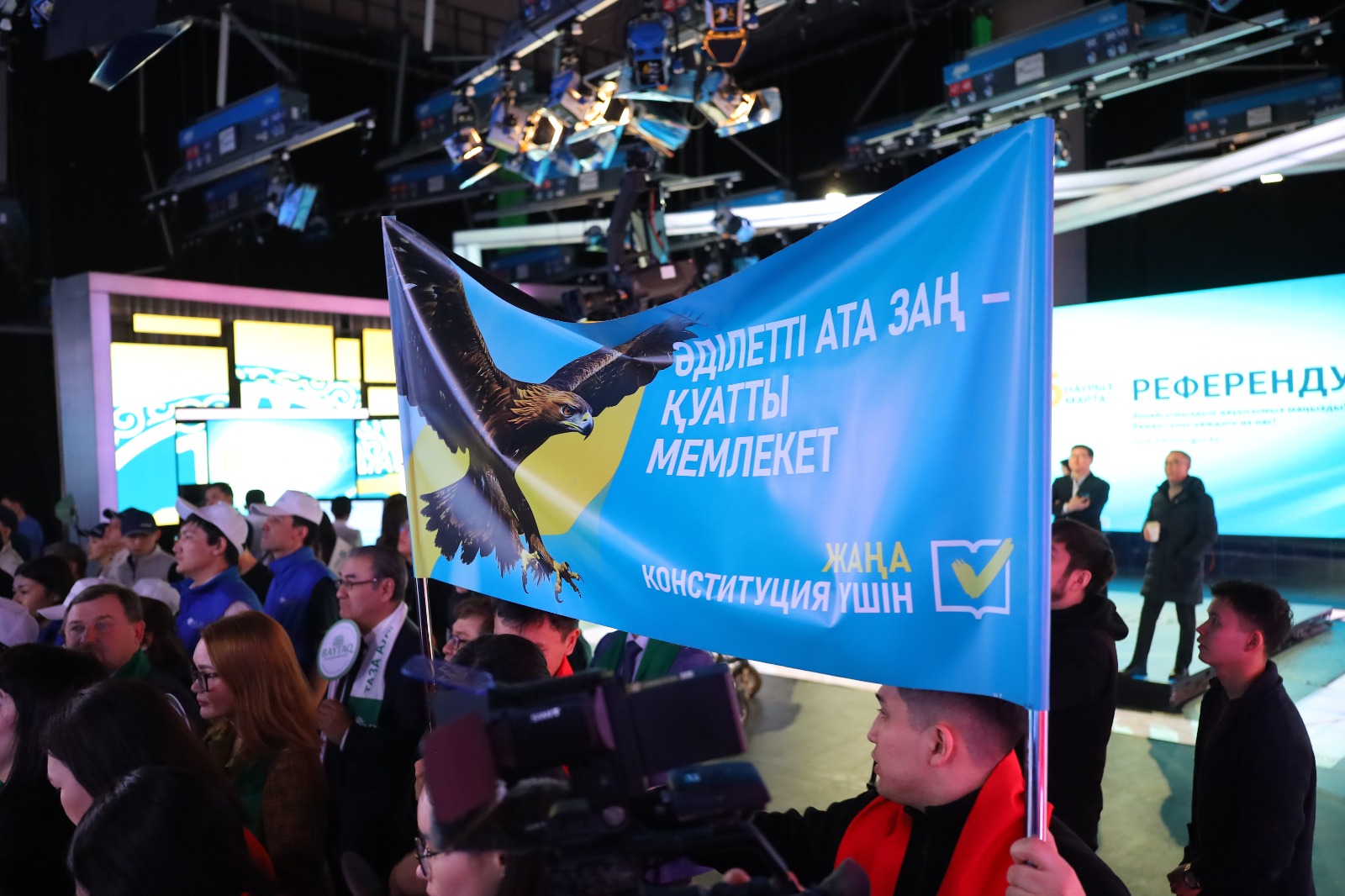 Политические партии страны поддерживают проект новой Конституции Казахстана