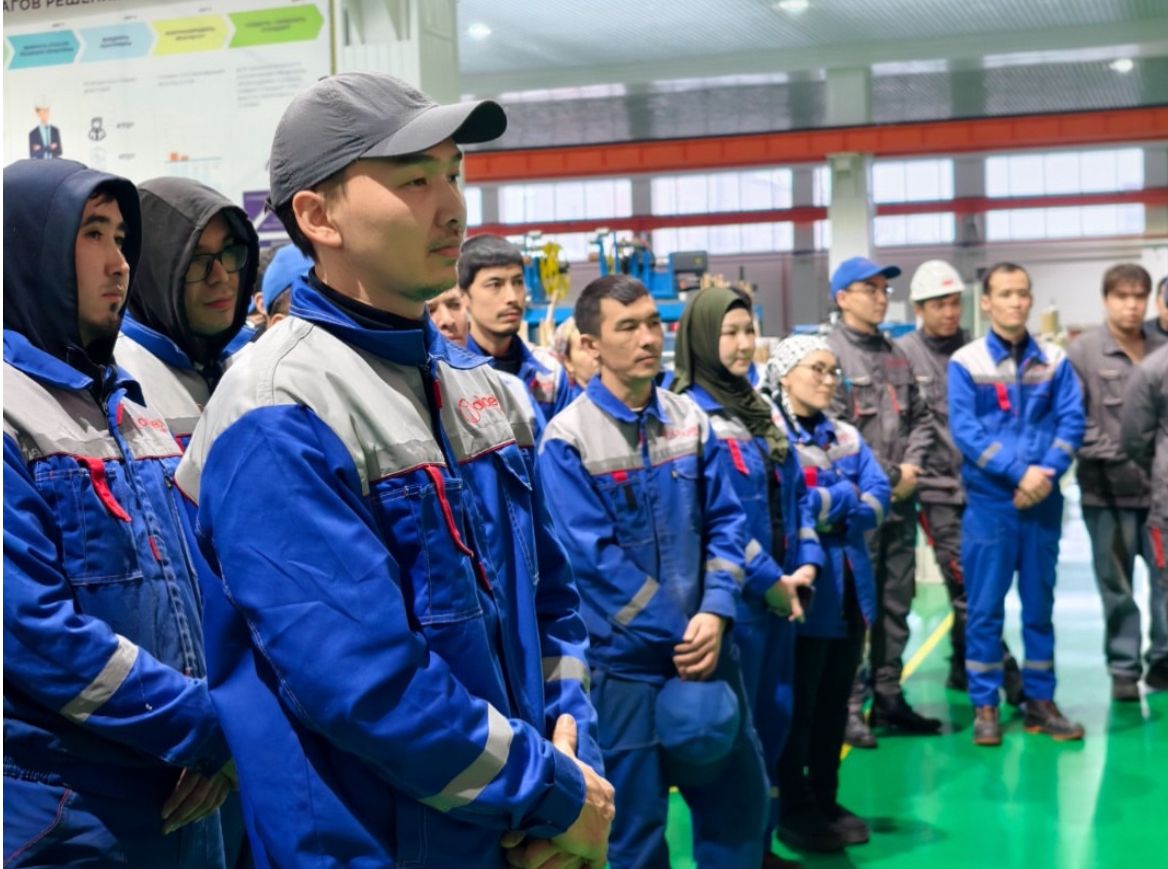 На Петропавловском электротехническом заводе обсудили проект новой Конституции