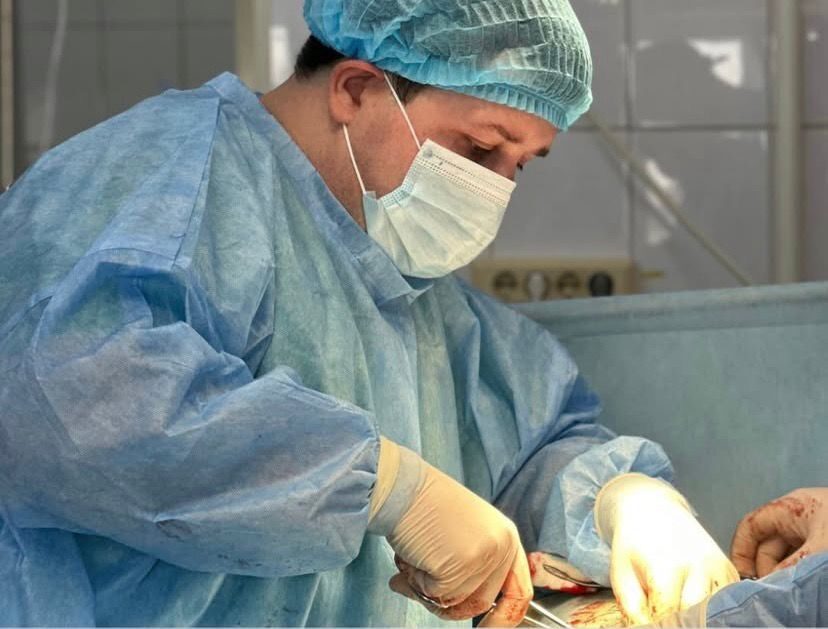 Порезалась в быту? С тяжелой раной живота женщину спасли врачи Петропавловска