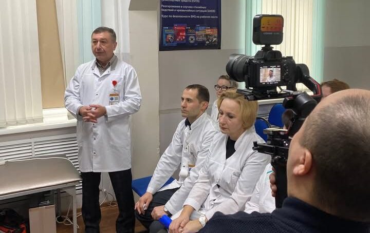 О правах, переменах и ответственности: сотрудникам скорой помощи рассказали о проекте новой Конституции