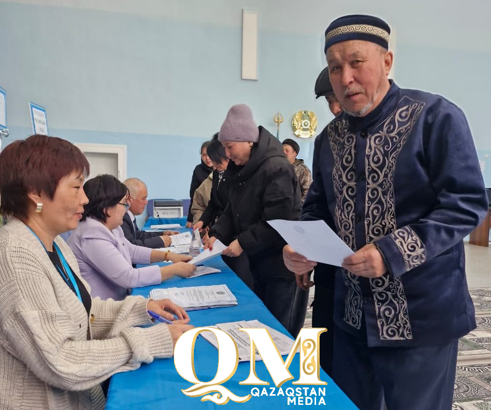Труд и единство: семья Козбаевых проголосовала на референдуме в Есильском районе СКО