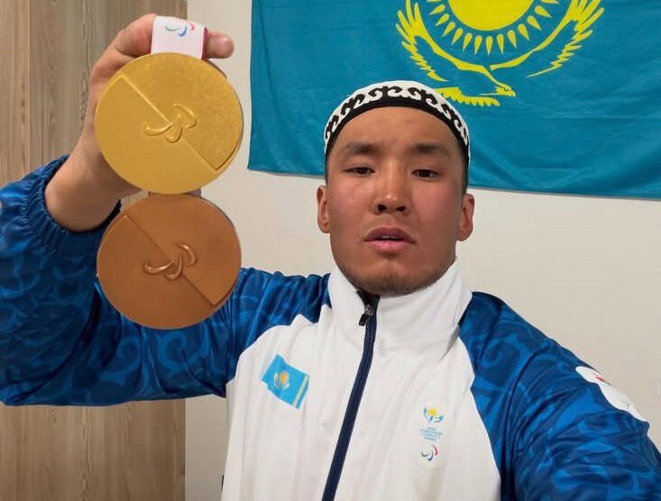 «Теперь испытания будут другими», - чемпион Паралимпиады Ербол Хамитов откровенно рассказывает о жизни и мечтает о миллионе подписчиков