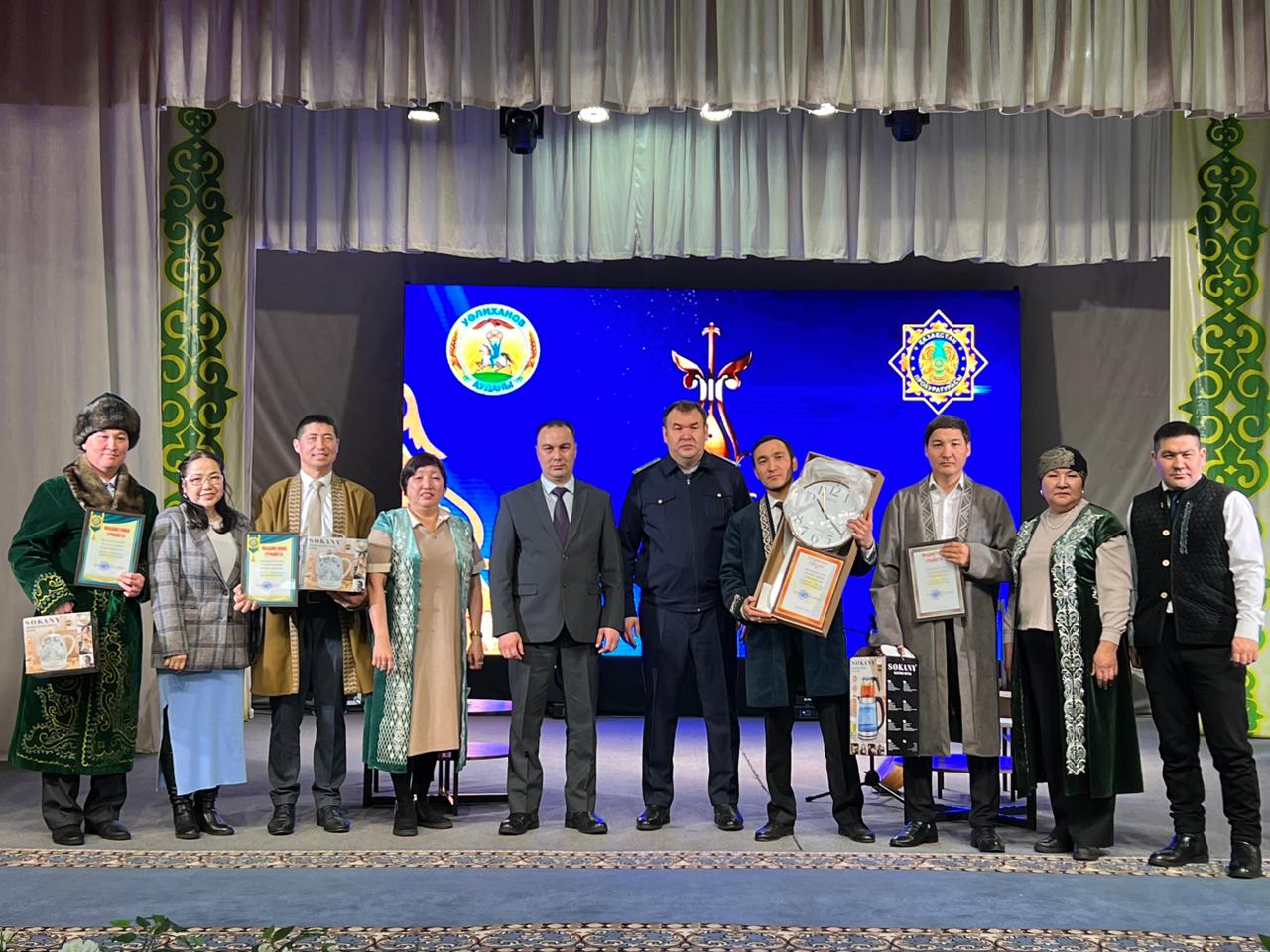 Тәртіпке үндеген ақындар: Уәлиханов ауданында прокуратура қылмыстың алдын алуға өнерді жұмылдырды