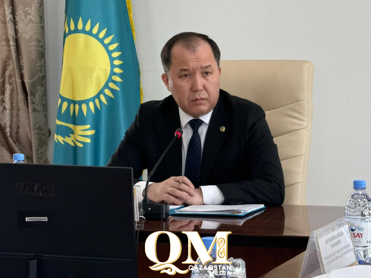 100 тысяч бракованных сеянцев клена за 4 млн тенге высадили у акимата в СКО