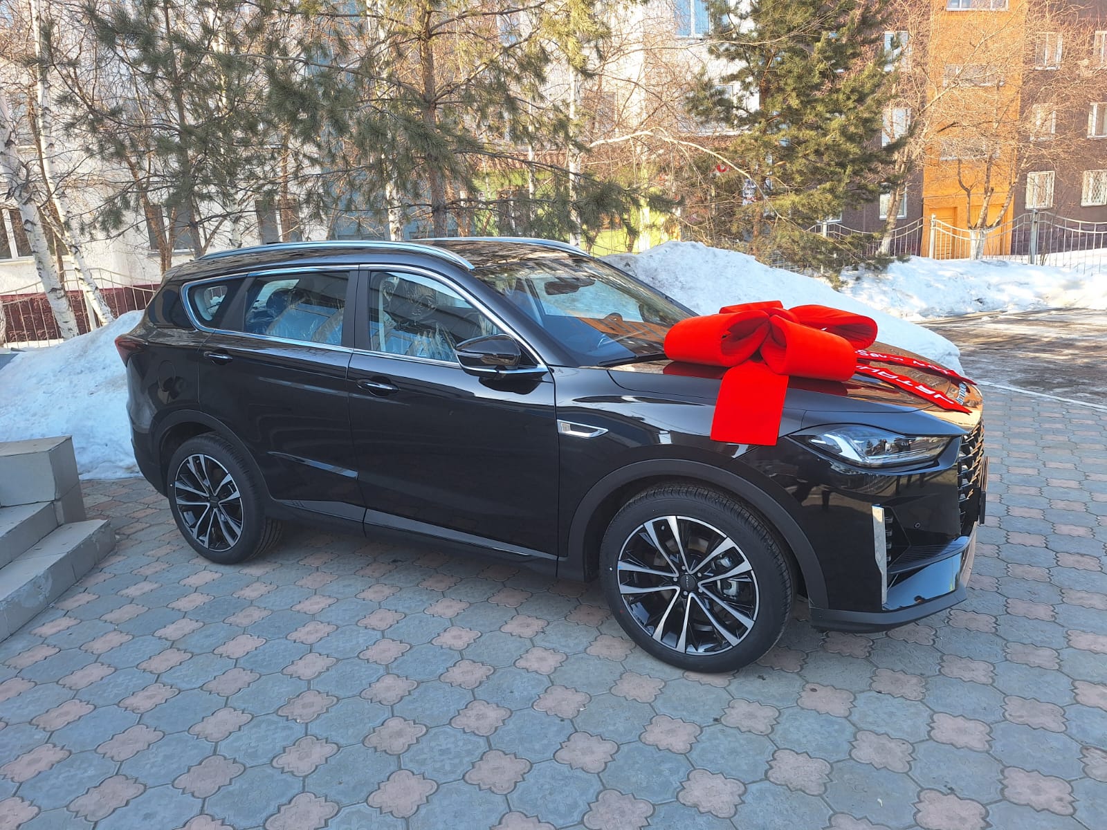 «Soltústіk Qazaqstan» газетіне облыс әкімі көлік сыйлады