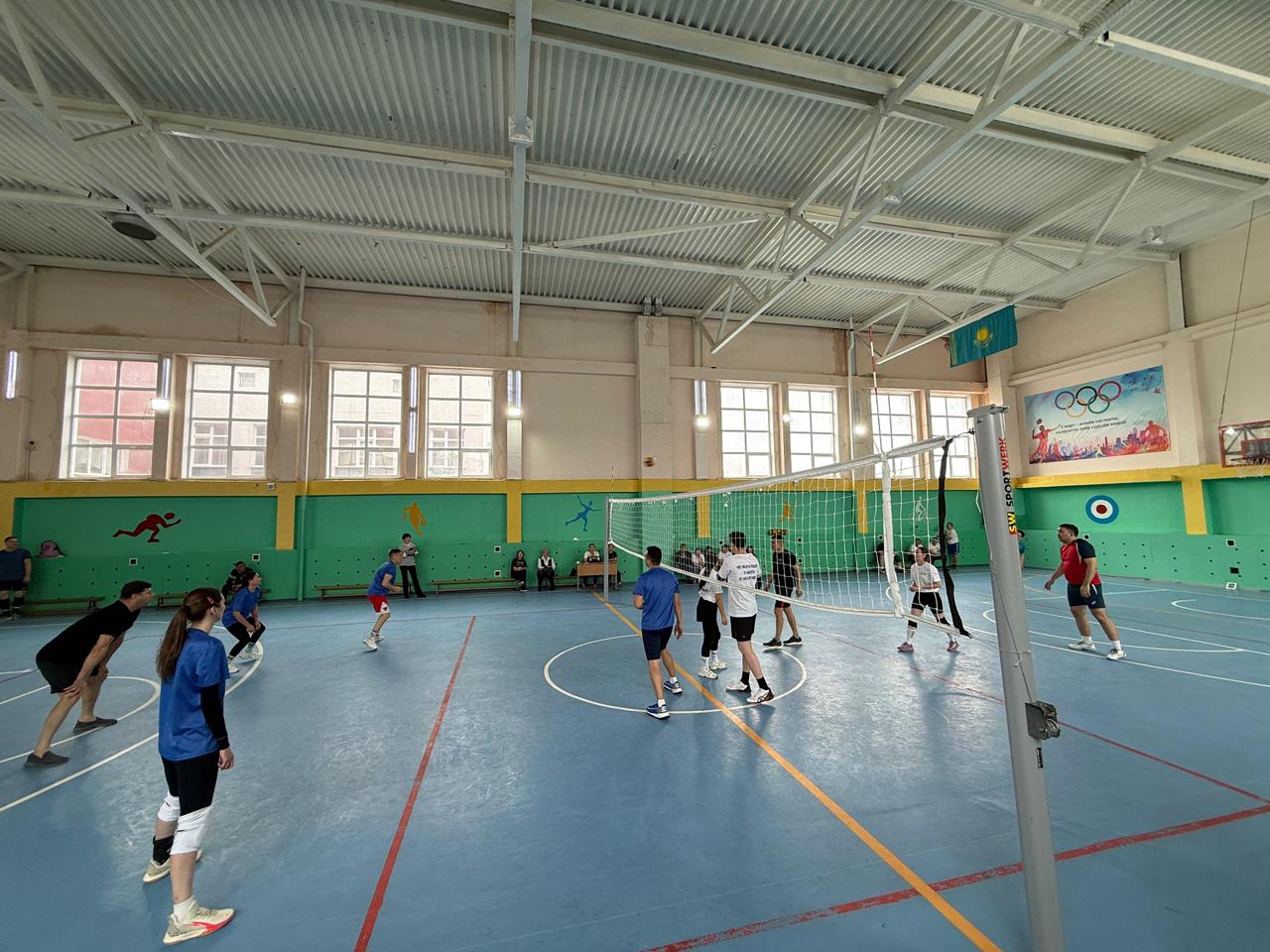 Петропавлда ұстаздар спортта бақтарын сынап жатыр