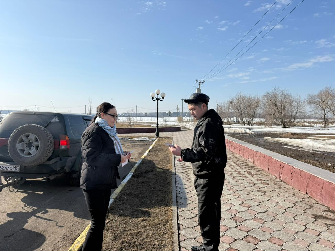 Акцию «Осторожно, тонкий лед!» провели на озере Пестром в Петропавловске