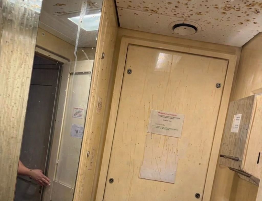 Пассажирку облило содержимым биотуалета в поезде Астана — Петропавловск