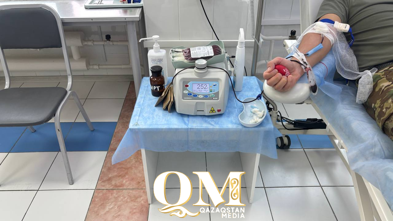 Депутаты предложили повысить выплаты донорам крови в Казахстане