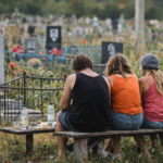 Грабеж на кладбище в Петропавловске: один подозреваемый глотал гвозди, другая умерла до суда