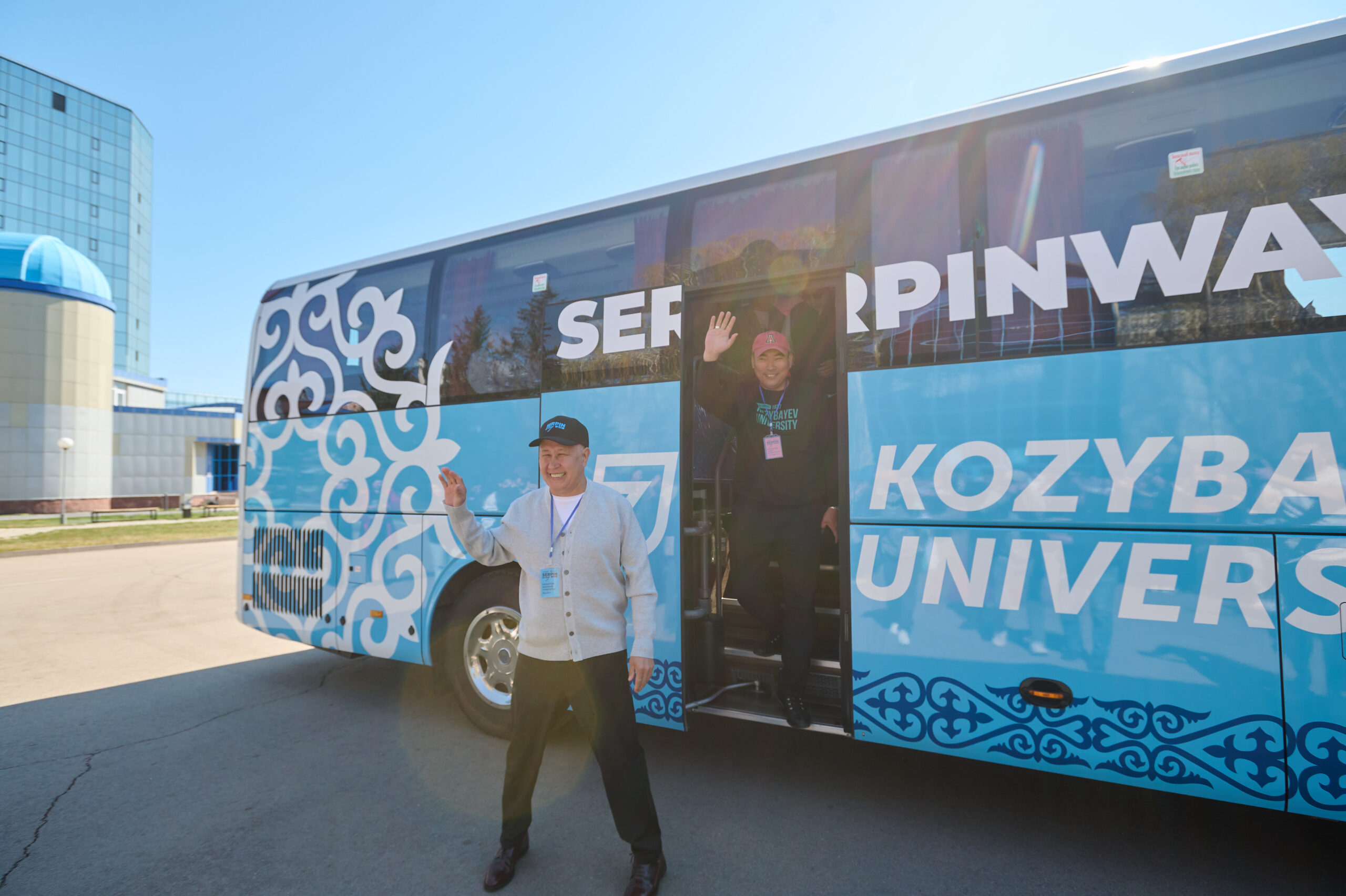 Қозыбаев университетінің командасы жеті облыста 13 мың талапкермен кездесті