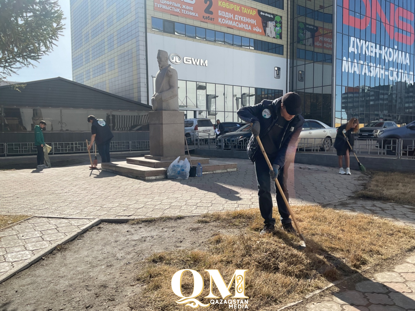 Петропавлда халық композиторының ескерткіші қоқыстан тазартылды