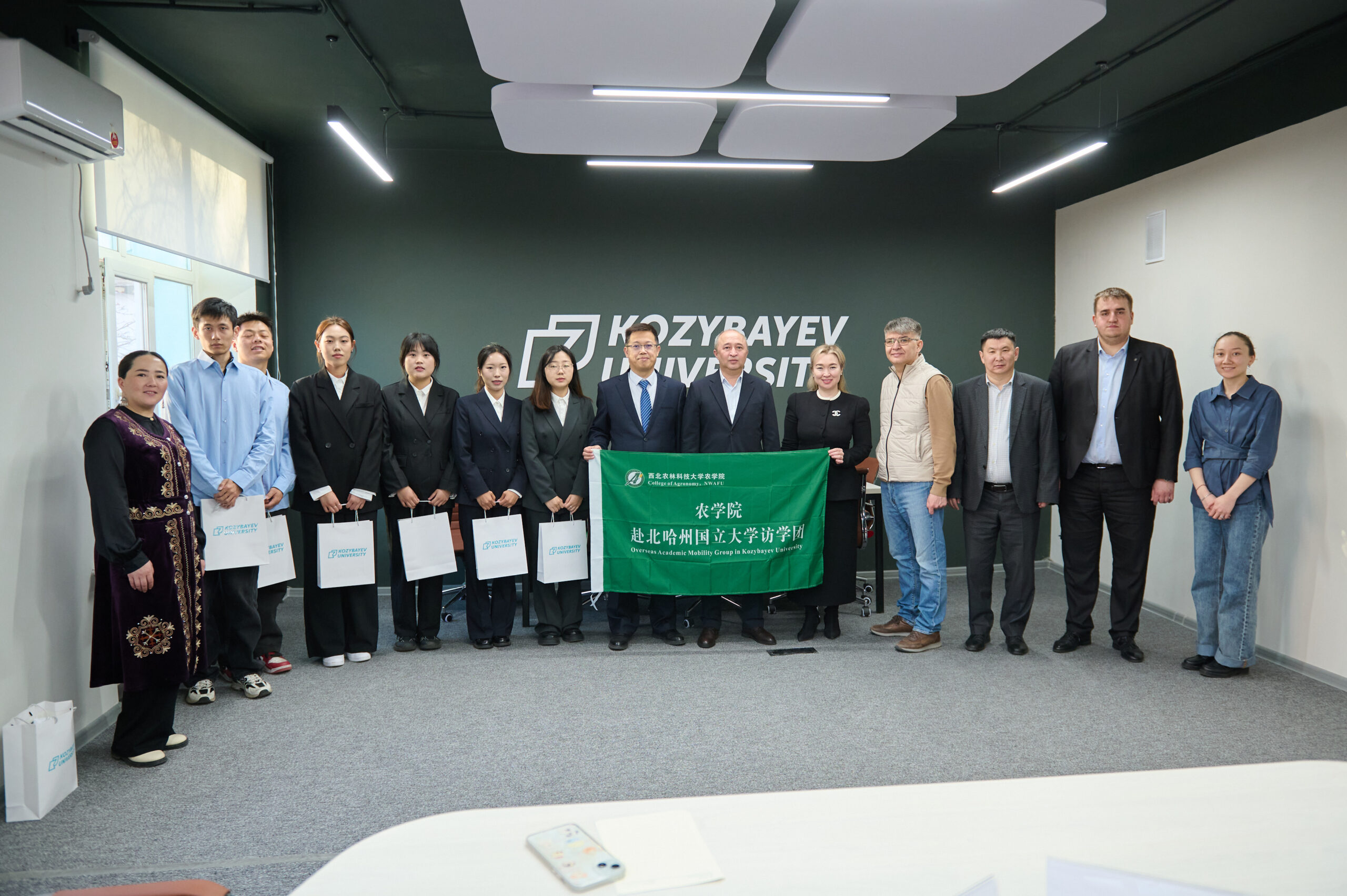 Аграрный тандем: ученые Китая и СКО создают центр генетики животных