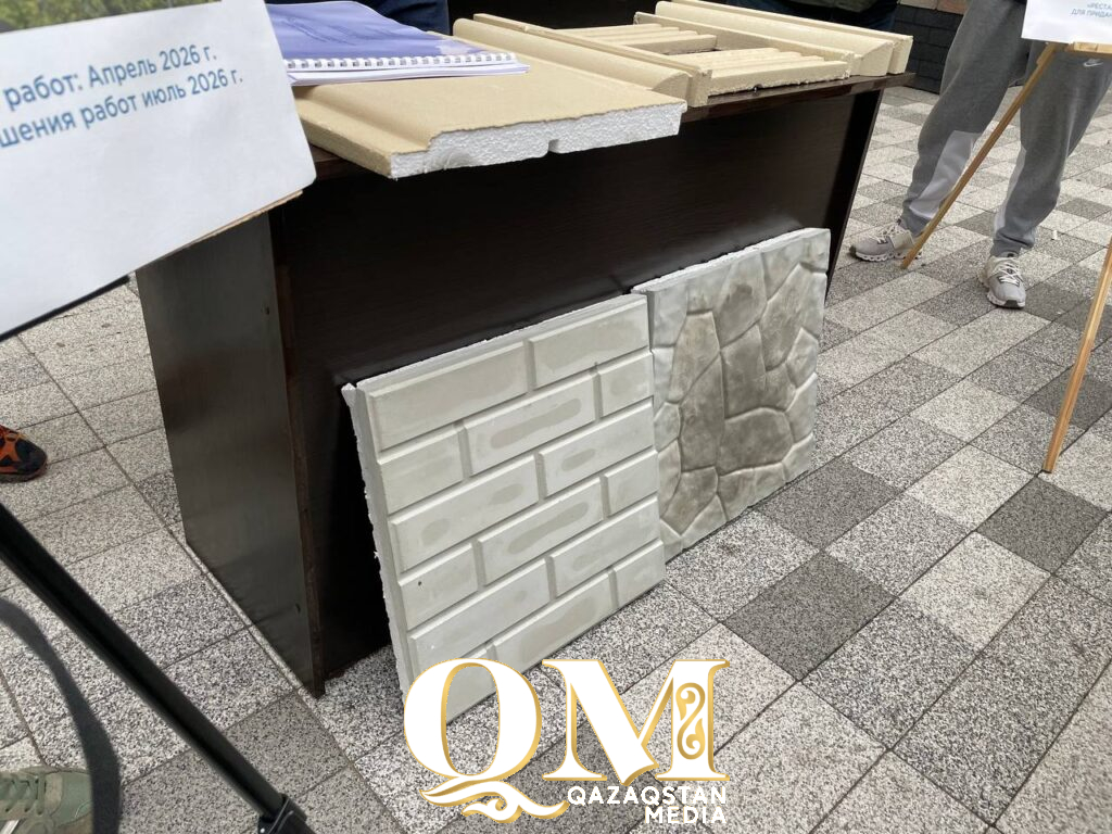 В едином стиле делают фасады домов по улице Конституции в Петропавловске