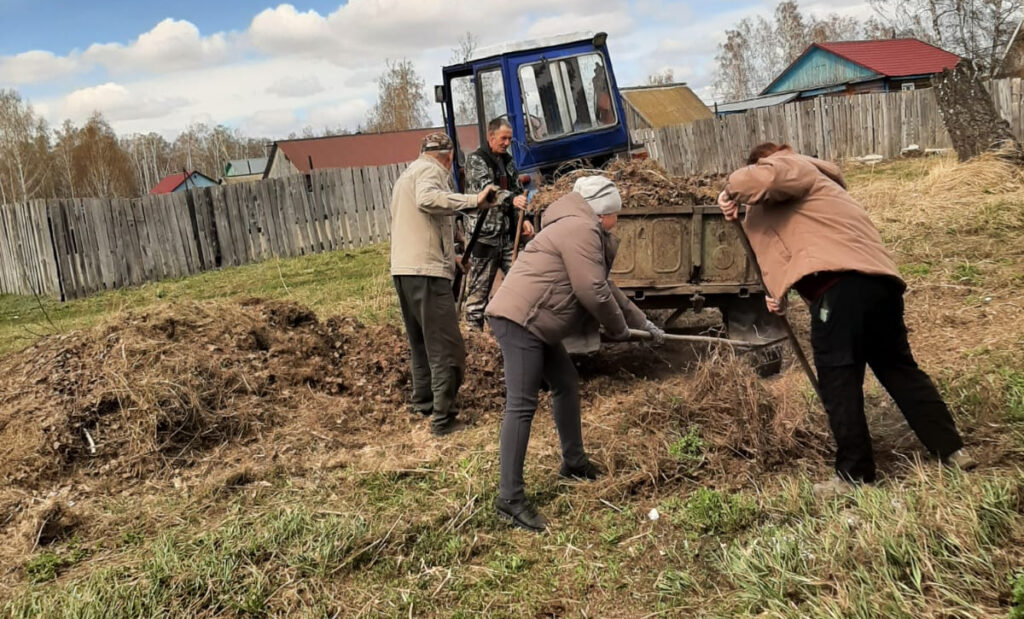 Зеленый рывок: более 3 тысяч саженцев высадили в Кызылжарском районе СКО