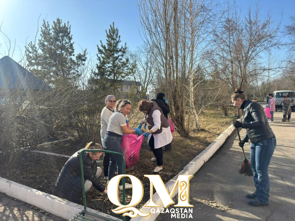 Масштабная акция «Чистый четверг» преображает улицы в Тайыншинском районе СКО