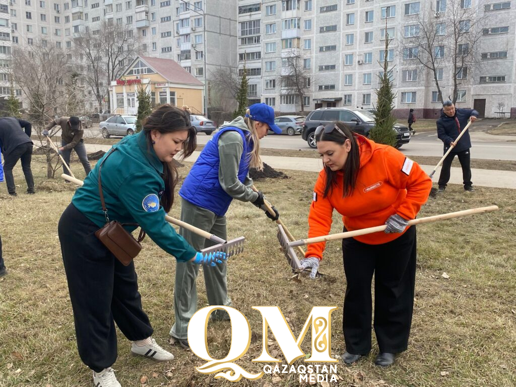 Чисто там, где работают: большой субботник объединил жителей Петропавловска