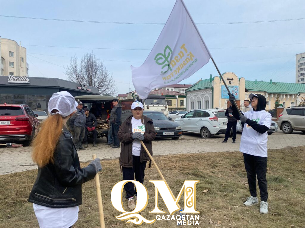 Чисто там, где работают: большой субботник объединил жителей Петропавловска