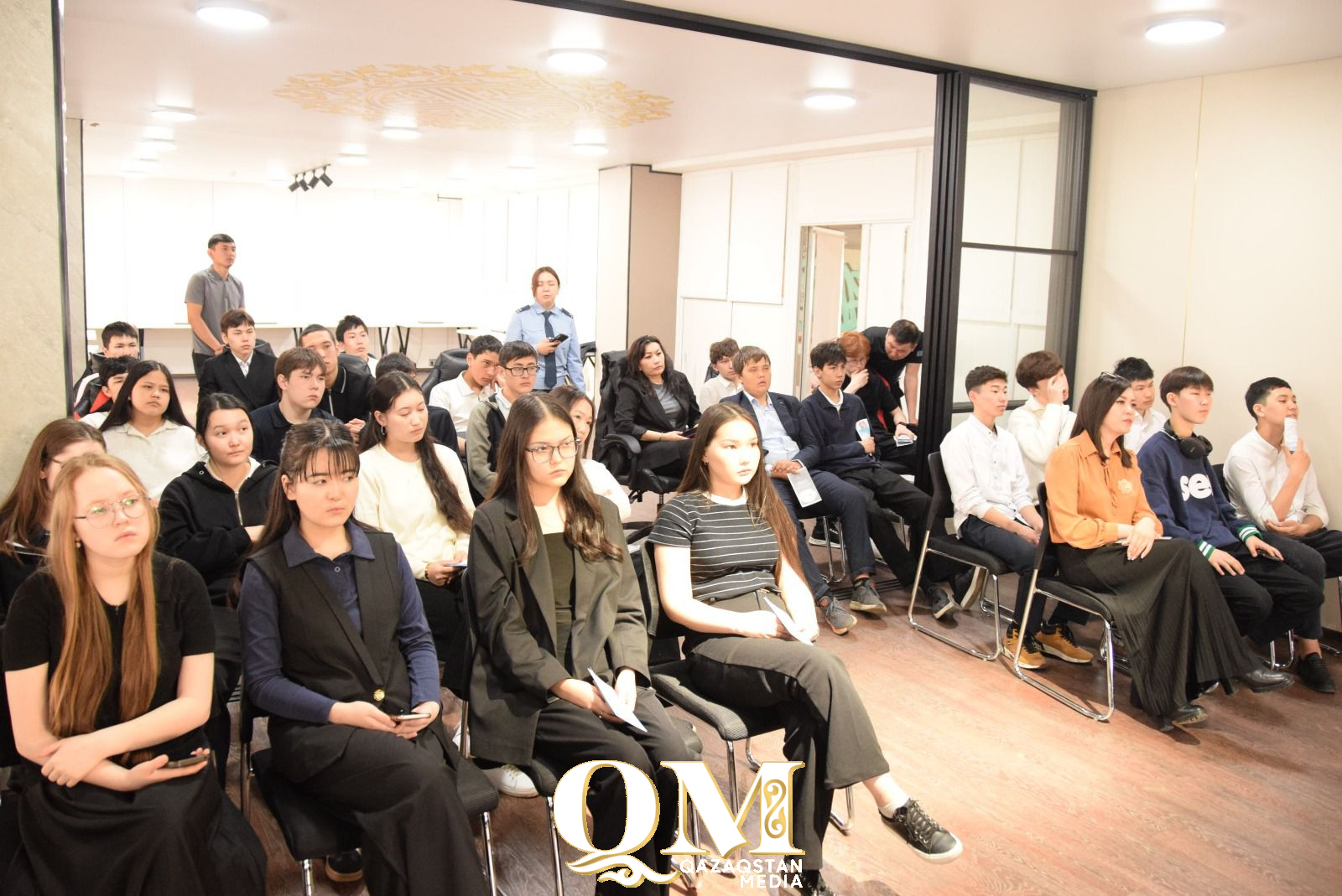 Закон как фундамент: правовой ликбез для молодежи проводят в СКО