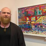 Между сном и реальностью: Виталий Жуков представил новую выставку в Петропавловске