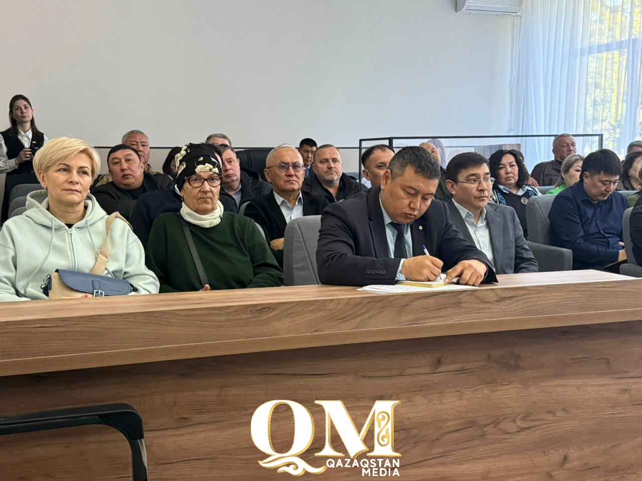 На субботник — всей семьей: жителей Кызылжарского района призывают вместе навести порядок