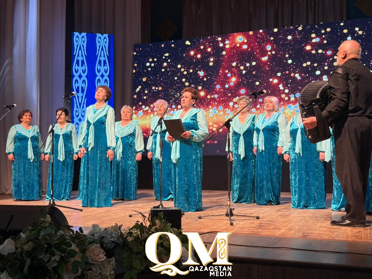 Кызылжарский район под одним шаныраком. В Бесколе устроили большой праздник культуры с песнями, айтысом и угощениями