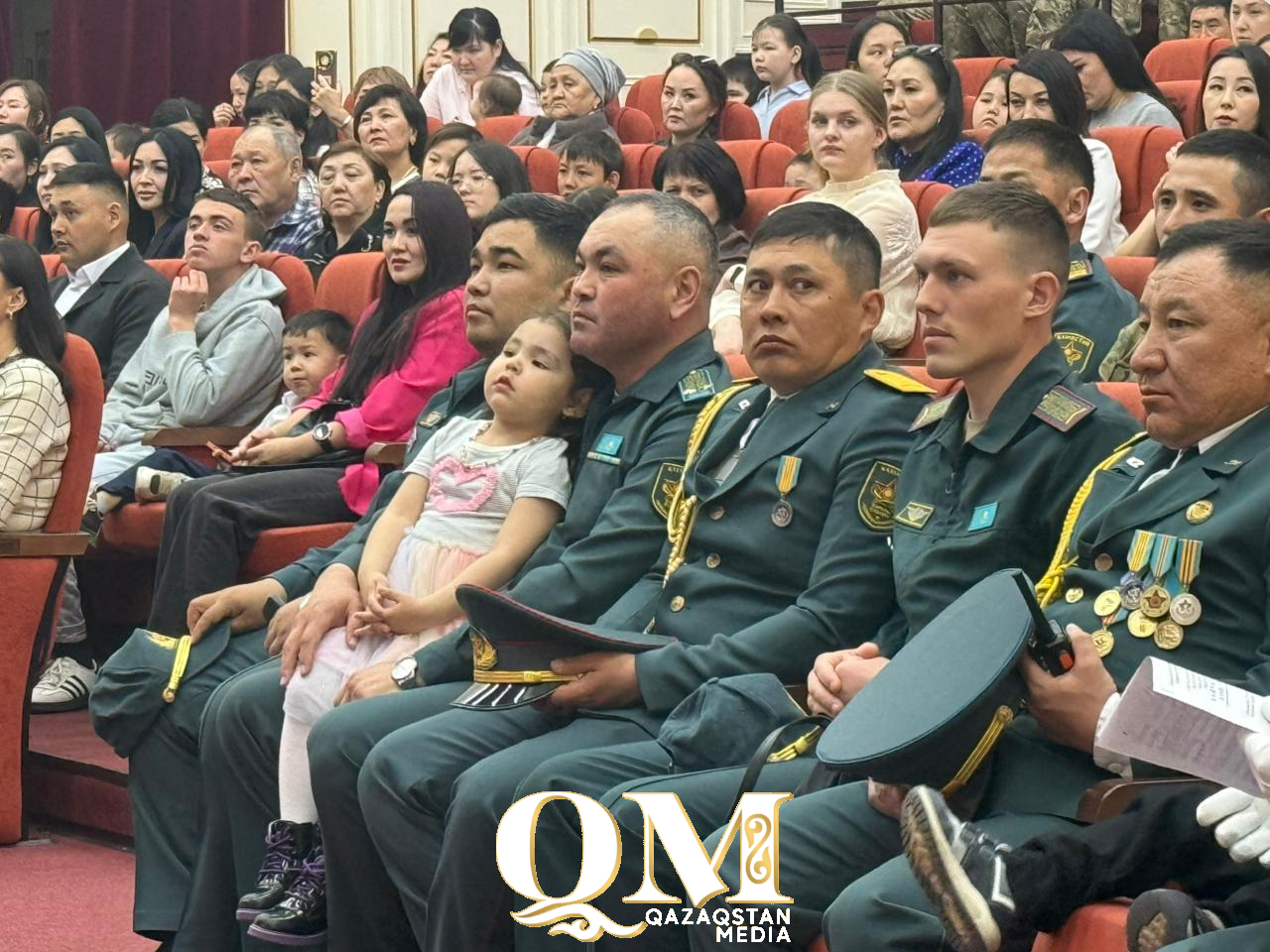 Восемь лет на страже региона: в Петропавловске отметили день рождения воинской части