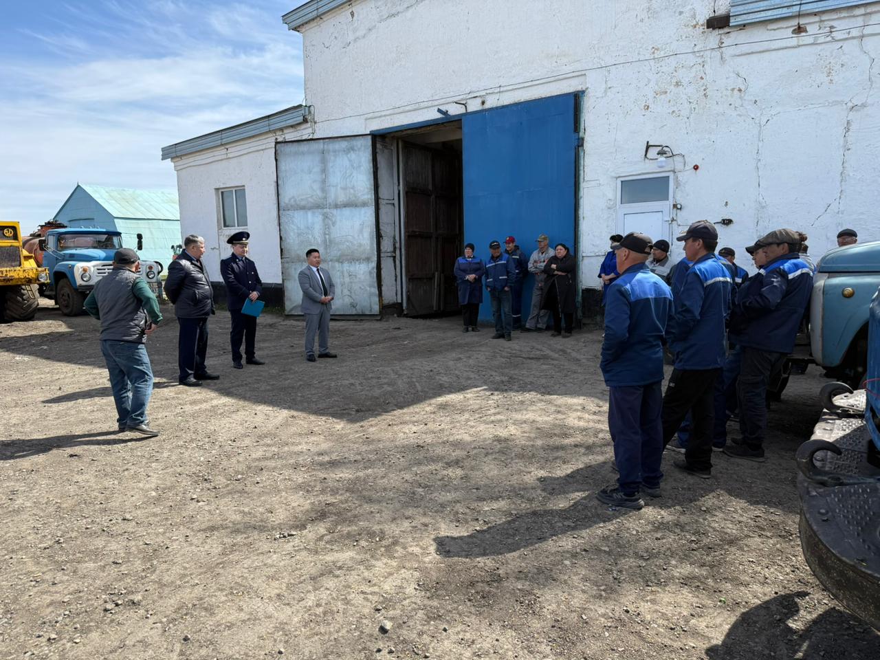 Ауылдағы заң мен тәртіп-қауіпсіздік пен жауапкершілік, еңбек және даму кепілі!