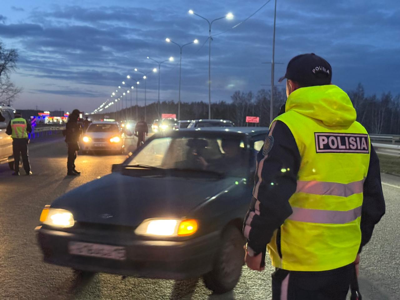 Қазақстанда жол ережесін бұзғандарға балл қойылуы мүмкін.20 балл жинасаң жаяу қаласың
