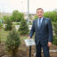 Летчик-космонавт Айдын Аимбетов посадил именную ель в Петропавловске