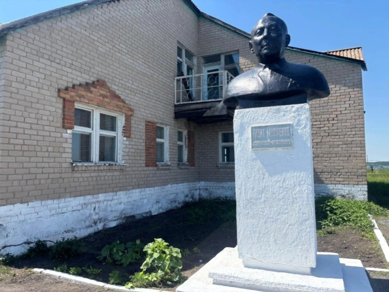 Дом-музей Сабита Муканова в СКО перевезли на новое место 