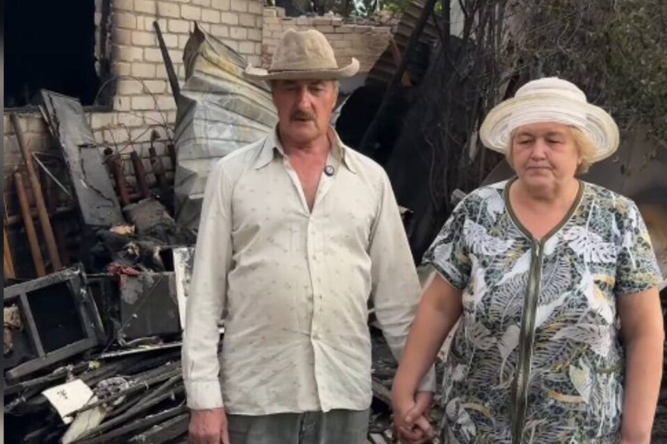 Сгорели дом, гараж и машина: нужна помощь пенсионерам из Петропавловска